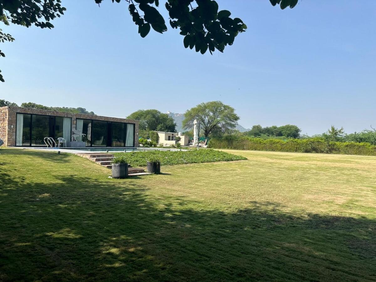 Kesar Farm House On The Lake Udaipur Exterior photo